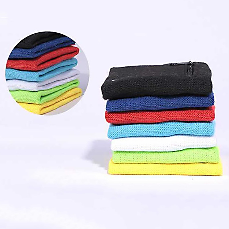 Sportpolsband met ritsvak Hard - Sweat Band Wrist recensie en prijs